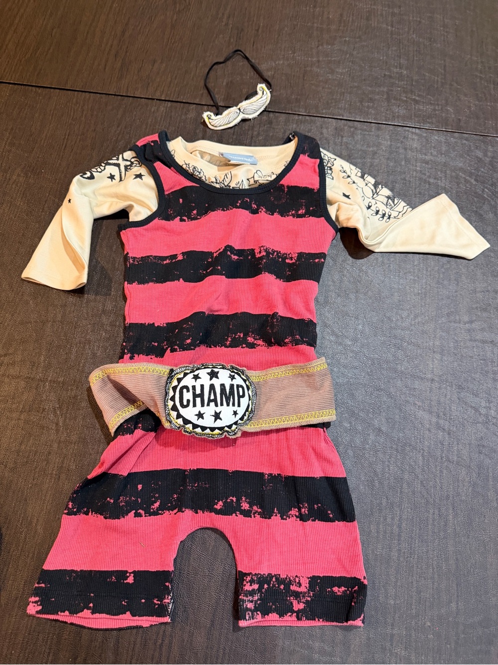 Land of Nod Champs Striped Costume, Champ Belt, Mustache Wrestler. Sz 4-6